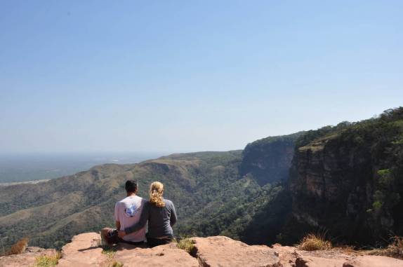 Admirando a grandiosidade da paisagem da Chapada dos Guimarães, no Mato Grosso